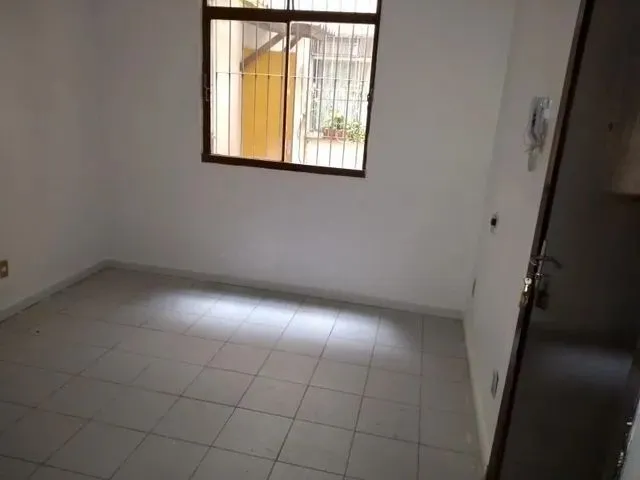 Imagem 7: Ap 2 Dormitórios, Wc-Auxiliar, Peças Amplas, Térreo, Prédio Seguro C/Câmeras