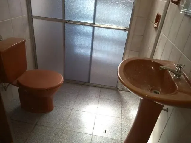 Imagem 6: Ap 2 Dormitórios, Wc-Auxiliar, Peças Amplas, Térreo, Prédio Seguro C/Câmeras