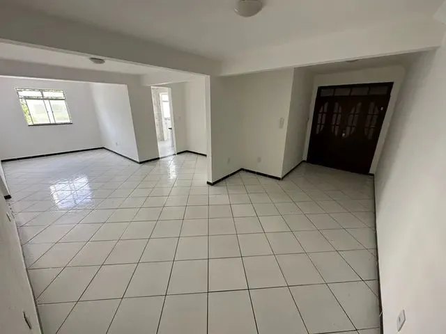 Imagem 5: Casa Grande com 3 Quartos no Imbuí