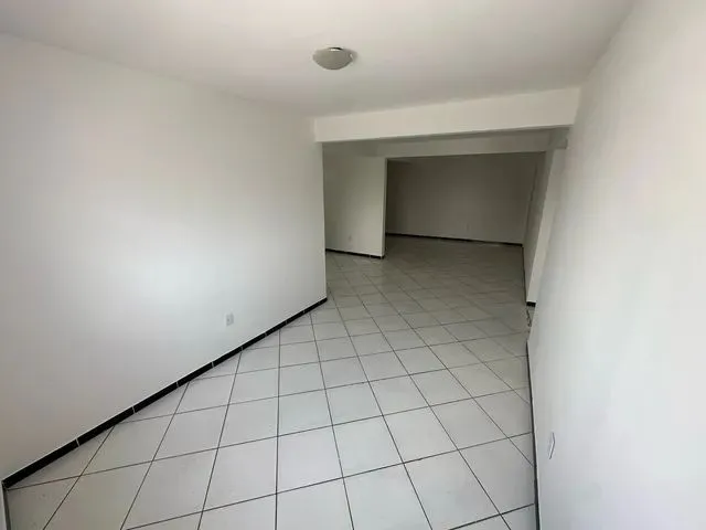 Imagem 6: Casa Grande com 3 Quartos no Imbuí