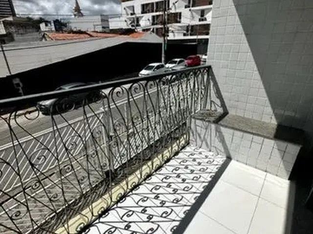 Imagem 14: Alugo Apto com 03 Quartos e com Varanda no Centro - Imperdível