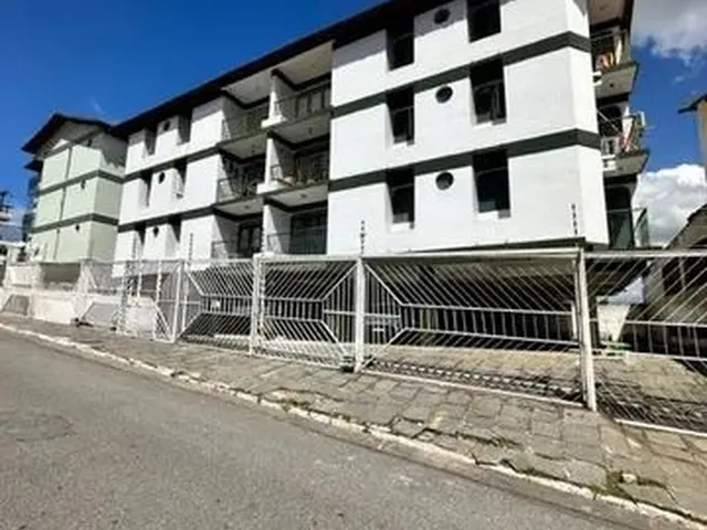 Imagem 9: Alugo Apto com 03 Quartos e com Varanda no Centro - Imperdível