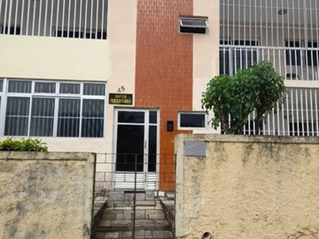 Imagem: Edf Camelo na Gruta de Lourdes para Venda