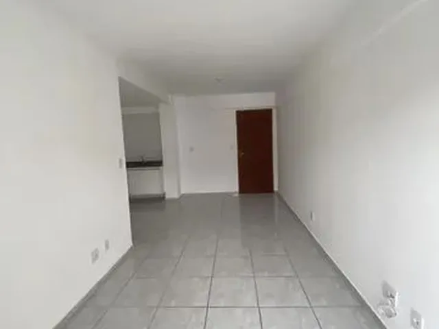 Imagem 4: Apartamento para Venda com 2 Quartos Sala com Varanda e Garagem Próximo Ao Centro Juiz De