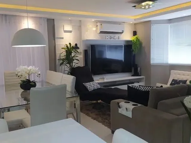Imagem: A casa possui 3 Dormitórios, 1 Suíte, 3 Banheiros, 3
