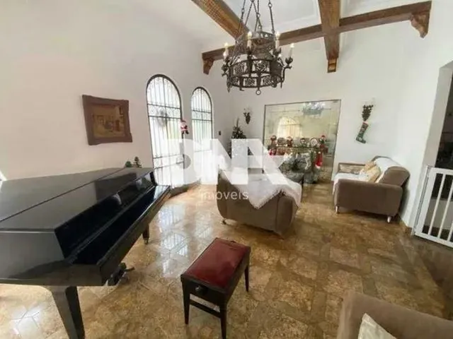Imagem: Casa de Rua-À Venda-Urca-Rio de Janeiro-Rj