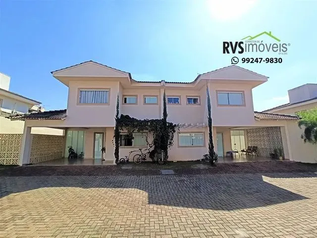 Imagem: Casa de Condomínio para Venda com 3 Quartos