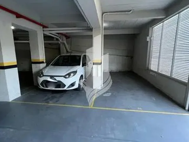 Imagem 11: Apartamento Semi Mobiliado com 3 Dormitórios, 1 Suíte, 2 Vagas de Garagem