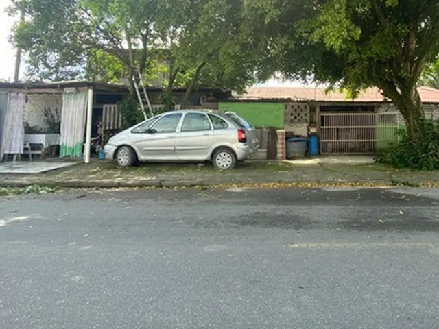 Imagem: 1 Sobrado Misto 4 Kitnets Próximo Centro