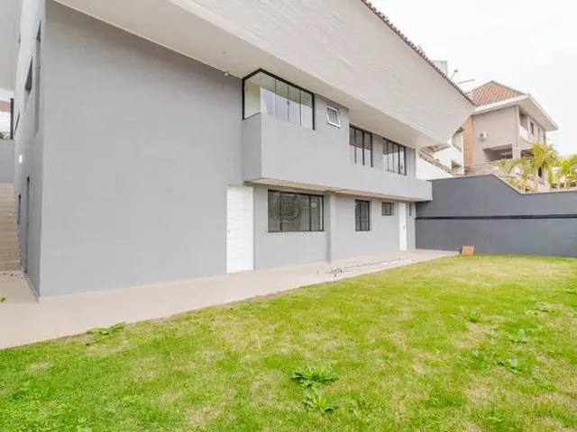 Imagem 7: Casa com 5 Dormitórios À Venda com 360M² por R$ 2.000.000,00 no Bairro Pilarzinho