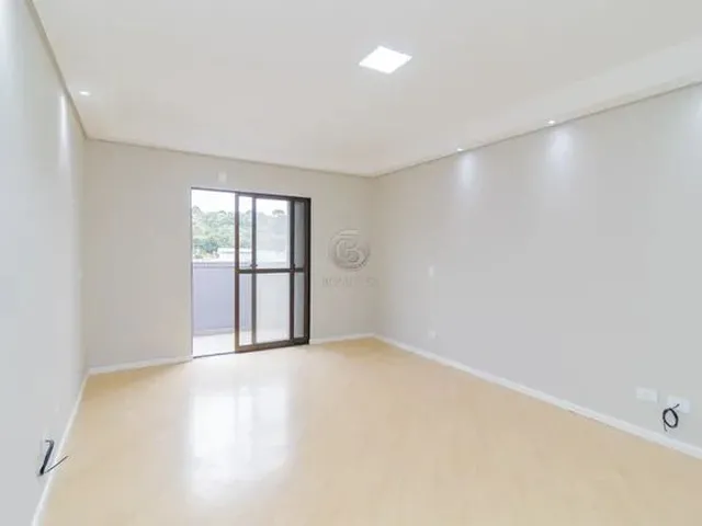 Imagem 14: Casa com 5 Dormitórios À Venda com 360M² por R$ 2.000.000,00 no Bairro Pilarzinho