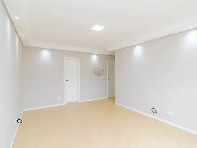 Imagem 11: Casa com 5 Dormitórios À Venda com 360M² por R$ 2.000.000,00 no Bairro Pilarzinho