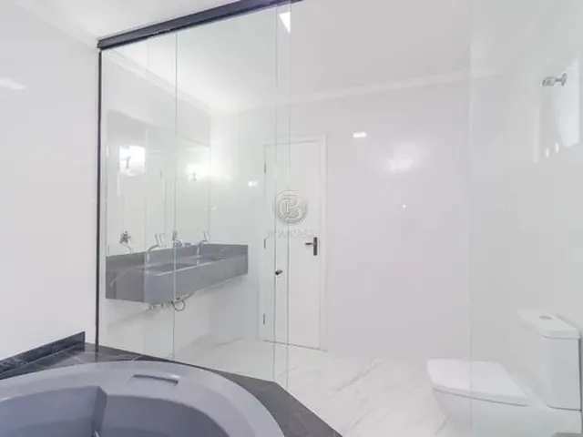 Imagem 12: Casa com 5 Dormitórios À Venda com 360M² por R$ 2.000.000,00 no Bairro Pilarzinho