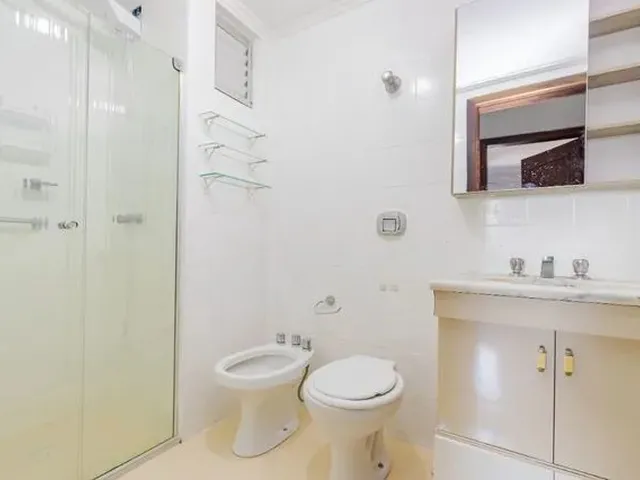 Imagem 10: Apartamento com 2 Dormitórios para Alugar, 72 M² por R$ 2.654,26/Mês - Bigorrilho