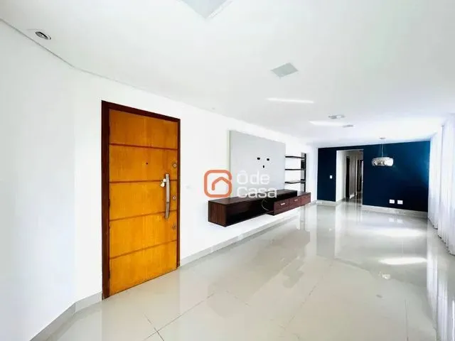Imagem: Apartamento com 4 Quartos para Alugar, 175