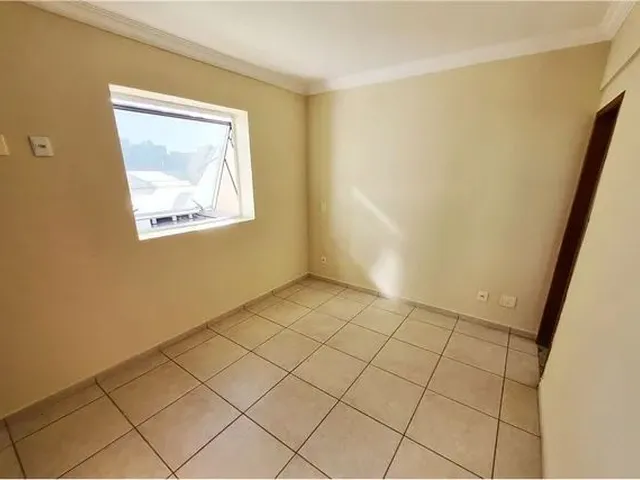Imagem 1: Apartamento 2 Quartos com Suite Mais Escritorio e Duas Vagas de Garagem