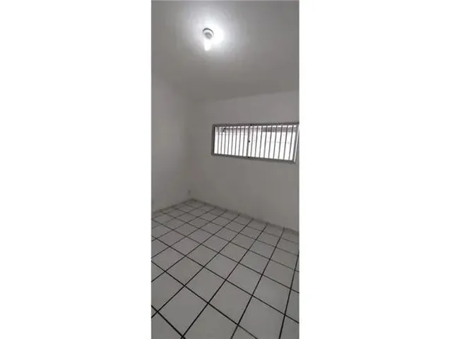 Imagem 11: Casa em Ponta Negra com 03 Quartos Sendo 01 Suíte - Av. Praia de Búzios