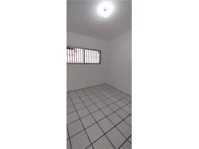 Imagem 10: Casa em Ponta Negra com 03 Quartos Sendo 01 Suíte - Av. Praia de Búzios