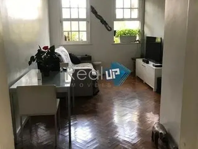 Imagem: 2 Quartos com Área Externa