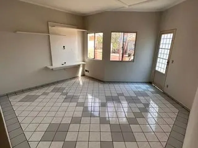 Imagem: Casa de Condomínio Térrea para Venda Tem