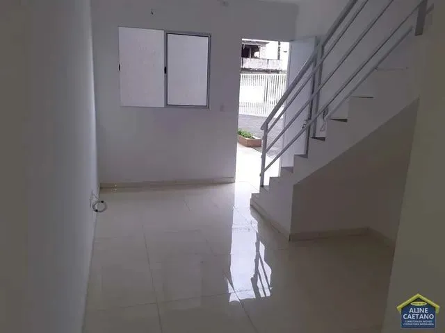Imagem: A casa possui 2 Dormitórios, 1 Banheiro, 1 Vaga na