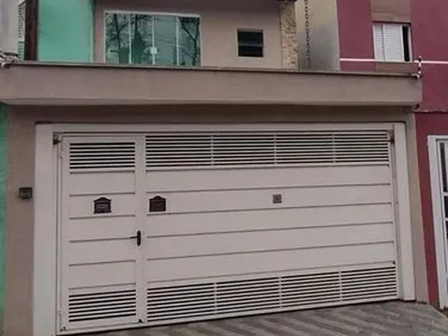 Imagem: Sobrado com 4 Dormitórios À Venda, 137