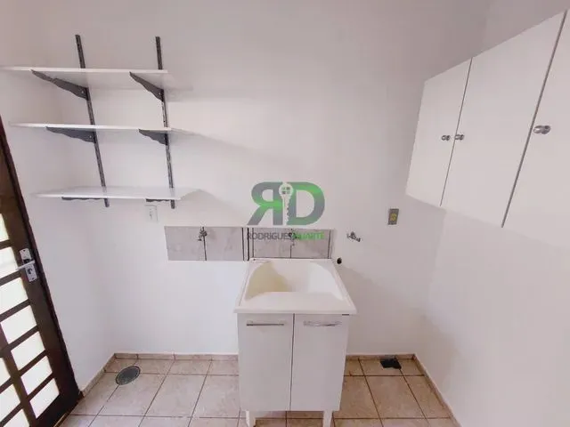 Imagem 14: Casa para Venda Possui 86 Metros Quadrados com 2 Quartos em Altos do Paraíso - Botucatu