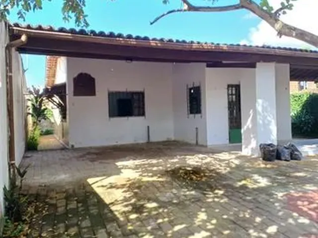 Imagem: Casa À Venda, 3 Quartos, 1 Suíte, 2 Vagas