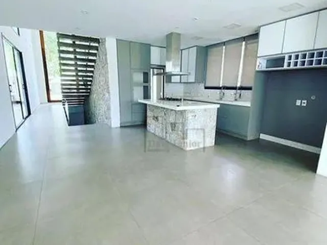 Imagem: Casa com 4 Dormitórios À Venda, 427 M²
