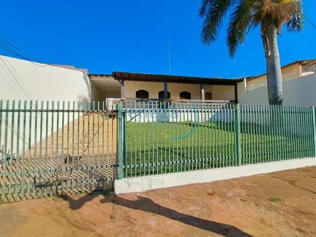 Imagem: Casa Residencial com 3 Quartos para Alugar