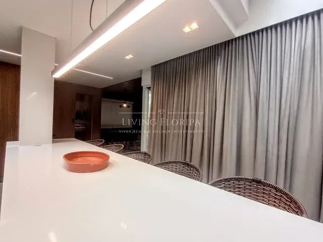 Imagem 2: Casa Mobiliada com 3 Suítes para Alugar, 140M² - Lagoa da Conceição - Florianópolis
