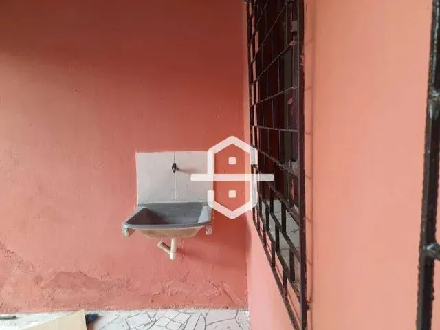 Imagem 2: Casa com 2 Dormitórios para Alugar, 45 M² por R$ 570,00/Mês - Parque Dois Irmãos