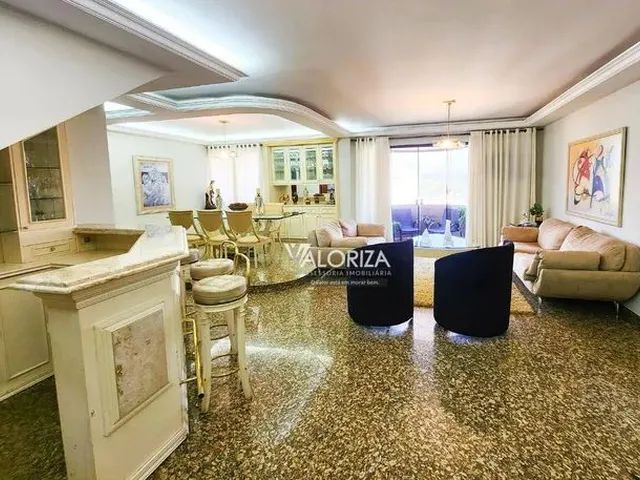 Imagem: Apartamento Duplex com 4 Dormitórios À