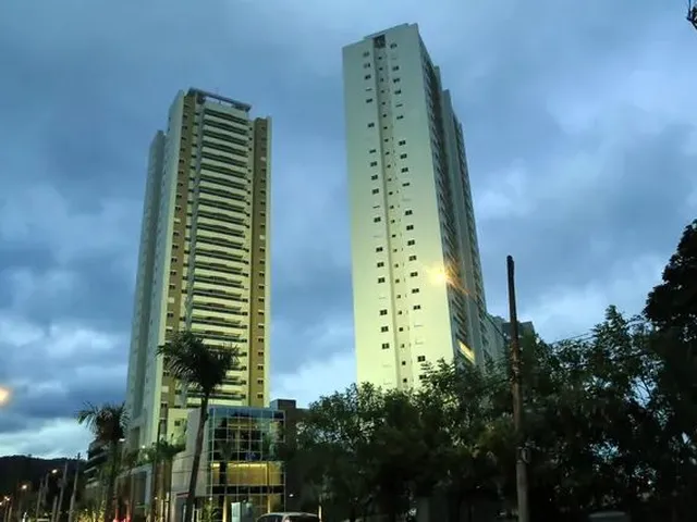 Imagem: O apartamento possui 3 Dormitórios, 3 Banheiros, 2 Vagas