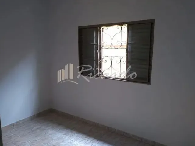 Imagem 11: Arapongas - Casa Padrão - Vila Araponguinha