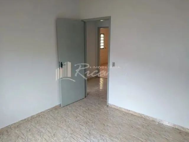 Imagem 14: Arapongas - Casa Padrão - Vila Araponguinha