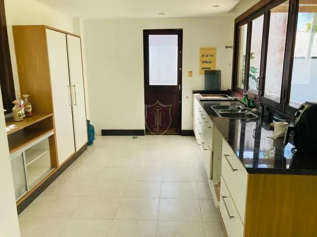 Imagem 7: Casa Duplex Moderna 3 Suítes, com Área Verde em Condomínio Fechado!