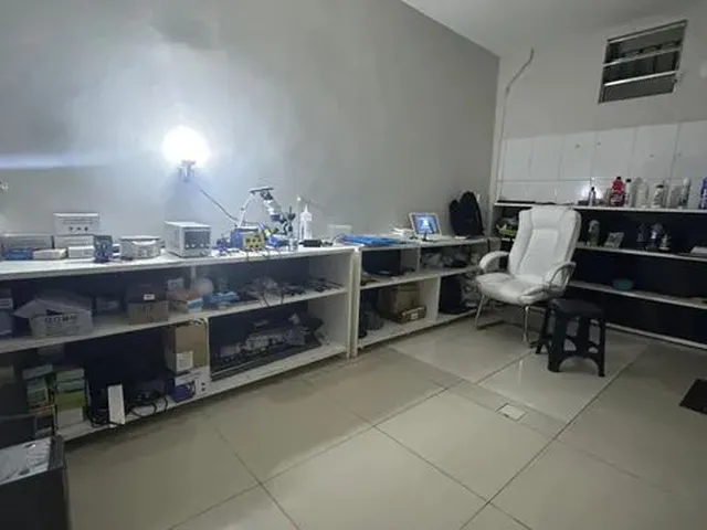 Imagem 4: Loja de Celular Galpão / depósito com venda por R$90.000