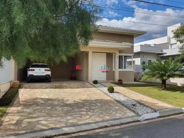 Imagem: Linda Casa Térrea À Venda em Valinhos