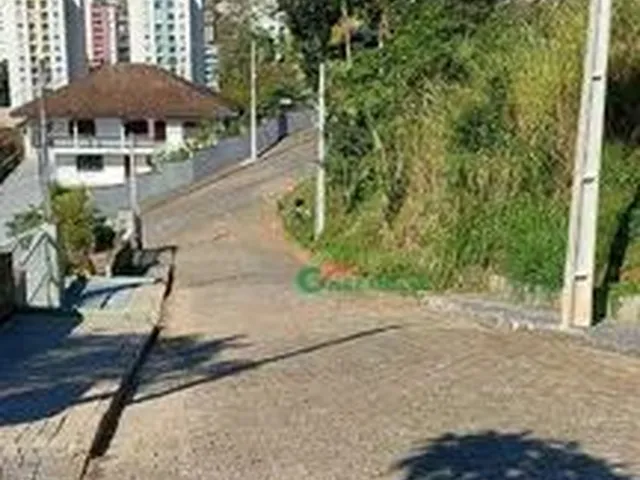 Imagem: Lindo Terreno na Escola Agrícola com 728,70