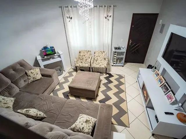 Imagem: A casa possui 3 Dormitórios, 1 Suíte, 2 Banheiros, 2