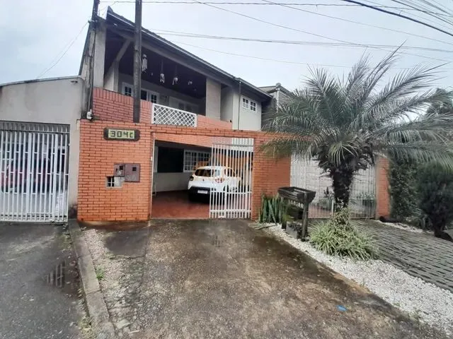 Imagem: Excelente Casa com 5 Quartos, Sendo 2 Suítes