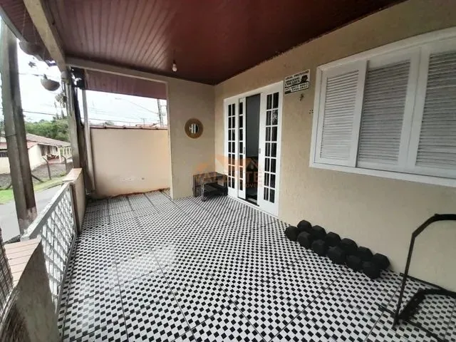 Imagem 4: Excelente Casa com 5 Quartos, Sendo 2 Suítes, 1 Sala Espaçosa, 3 Banheiros, 2 Vagas De
