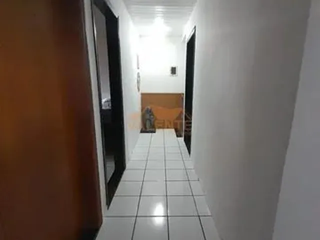 Imagem 3: Excelente Casa com 5 Quartos, Sendo 2 Suítes, 1 Sala Espaçosa, 3 Banheiros, 2 Vagas De