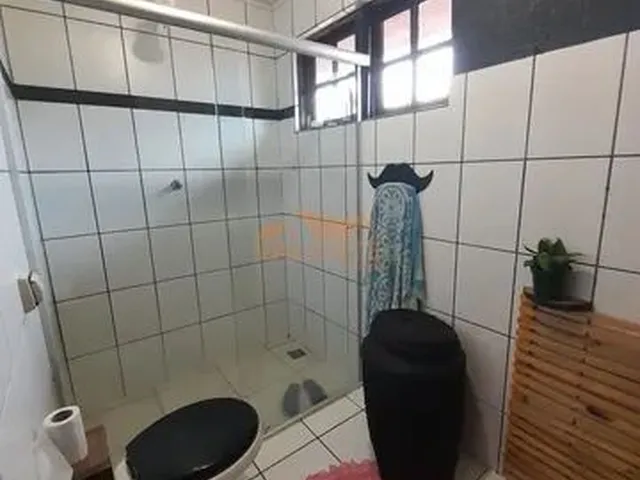 Imagem 6: Excelente Casa com 5 Quartos, Sendo 2 Suítes, 1 Sala Espaçosa, 3 Banheiros, 2 Vagas De