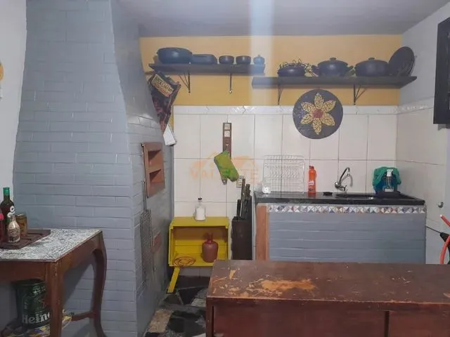 Imagem 7: Excelente Casa com 5 Quartos, Sendo 2 Suítes, 1 Sala Espaçosa, 3 Banheiros, 2 Vagas De