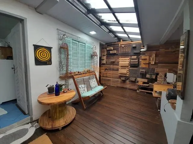 Imagem 15: Excelente Casa com 5 Quartos, Sendo 2 Suítes, 1 Sala Espaçosa, 3 Banheiros, 2 Vagas De