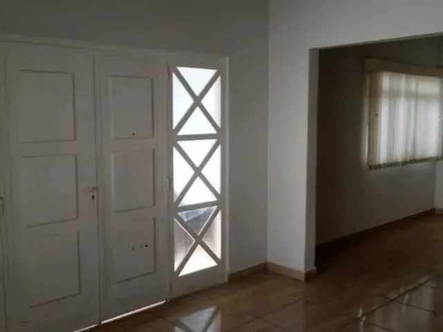 Imagem: Casa no Centro para Fins Comerciais