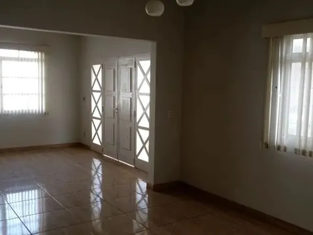 Imagem 9: Casa no Centro para Fins Comerciais