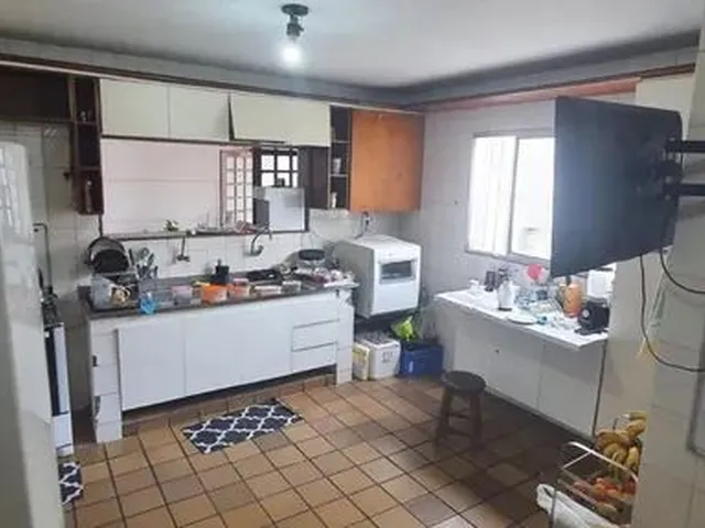 Imagem 7: Casa para Locação em Recife, Madalena, 4 Dormitórios, 3 Suítes, 1 Banheiro, 4 Vagas